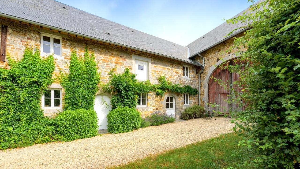 Le De Froidefontaine Ferienhaus *